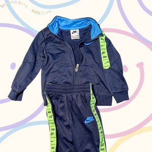 nike sportswear 18M baby tracksuit navy with green stripe (rare)